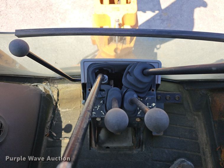 image for item LE9755 2002 Case 580M  backhoe