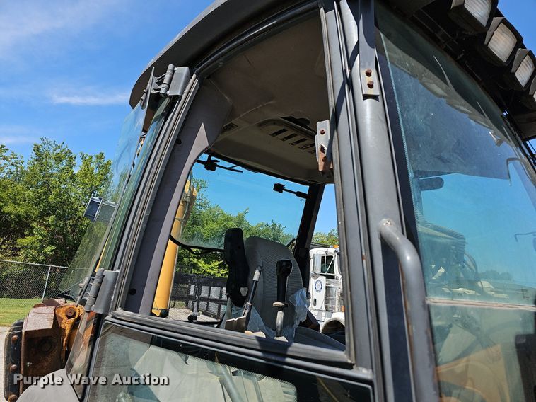 image for item LE9755 2002 Case 580M  backhoe