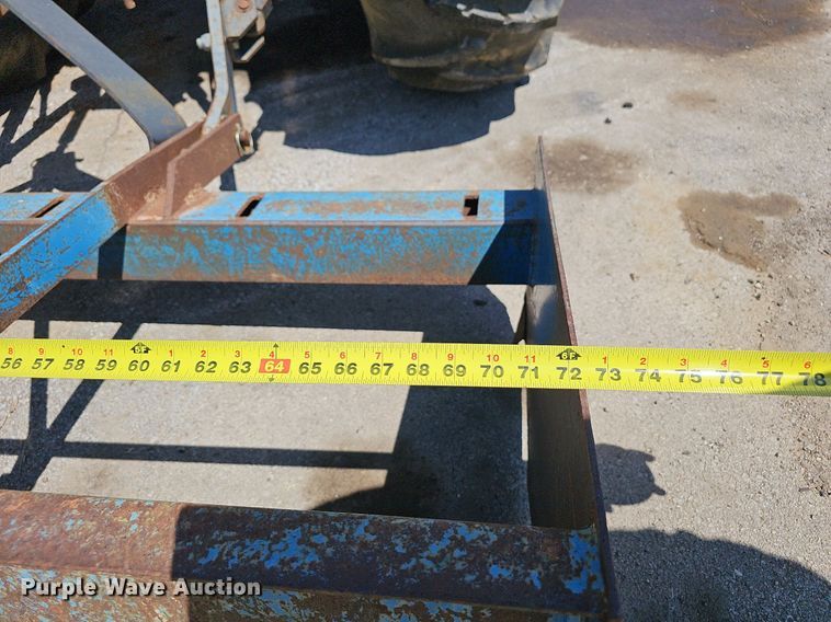 image for item LE9756 Kubota M4900  tractor