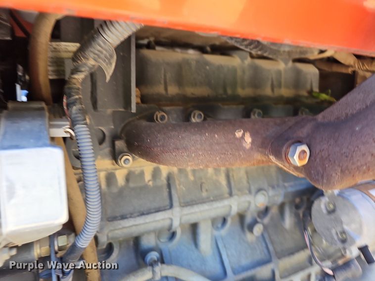 image for item LE9756 Kubota M4900  tractor