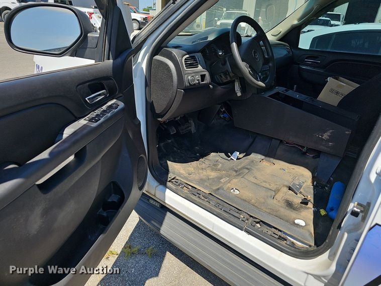 image for item LE9757 2013 Chevrolet Tahoe Police  SUV