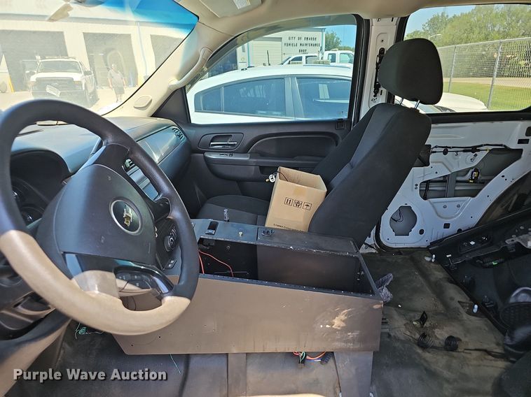 image for item LE9757 2013 Chevrolet Tahoe Police  SUV