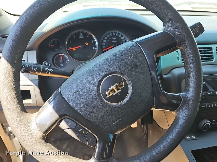 image for item LE9757 2013 Chevrolet Tahoe Police  SUV