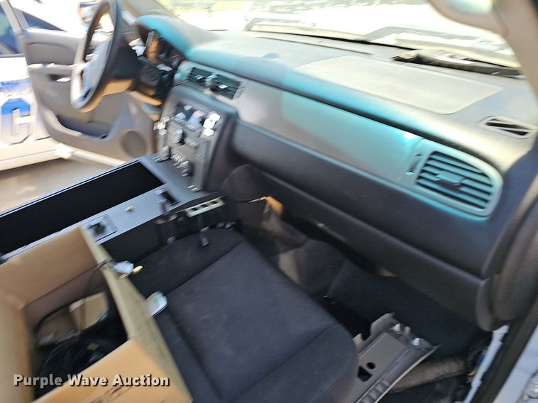 image for item LE9757 2013 Chevrolet Tahoe Police  SUV