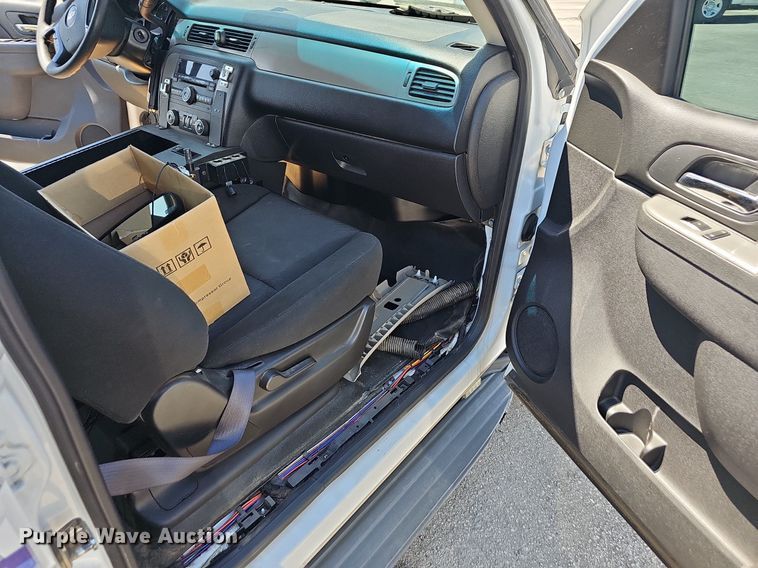 image for item LE9757 2013 Chevrolet Tahoe Police  SUV