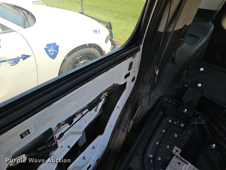 image for item LE9757 2013 Chevrolet Tahoe Police  SUV