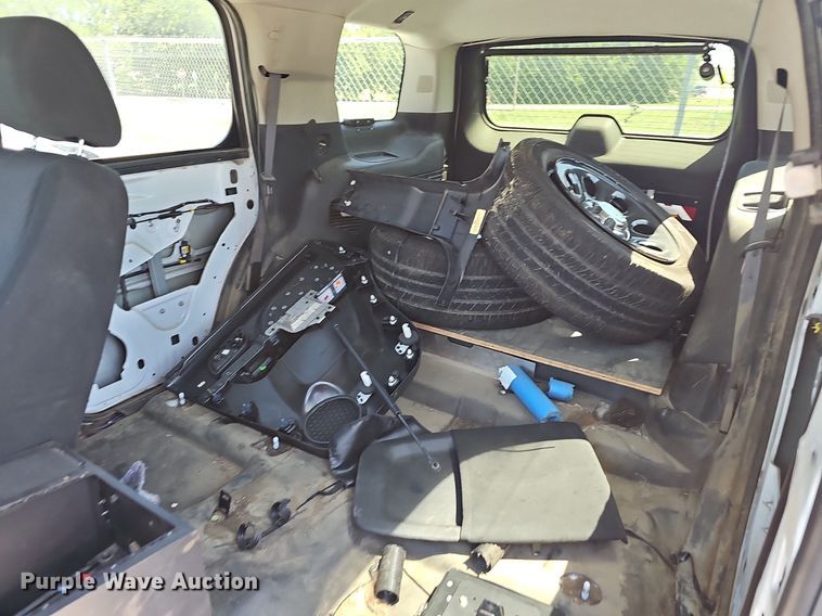 image for item LE9757 2013 Chevrolet Tahoe Police  SUV