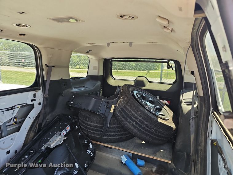 image for item LE9757 2013 Chevrolet Tahoe Police  SUV