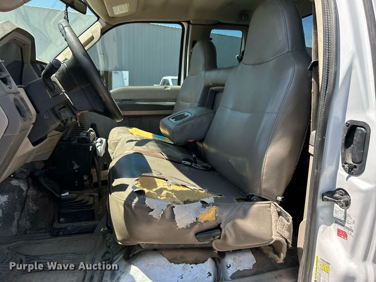 image for item LE9758 2008 Ford F250 Super Duty  SuperCab pickup truck