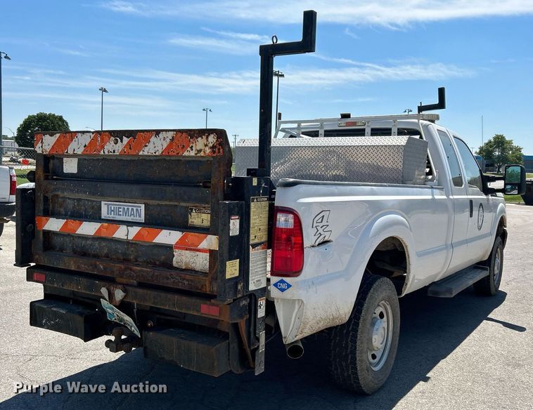 image for item LE9759 2012 Ford F350 Super Duty  SuperCab pickup truck