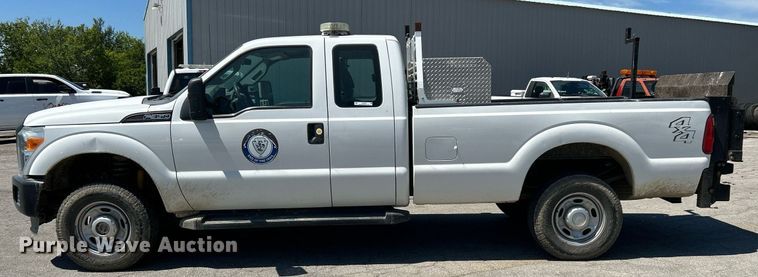 image for item LE9759 2012 Ford F350 Super Duty  SuperCab pickup truck