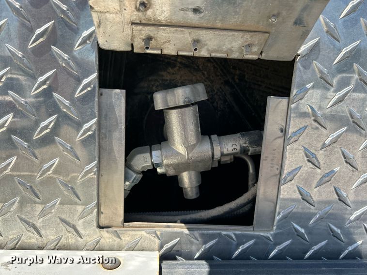 image for item LE9759 2012 Ford F350 Super Duty  SuperCab pickup truck