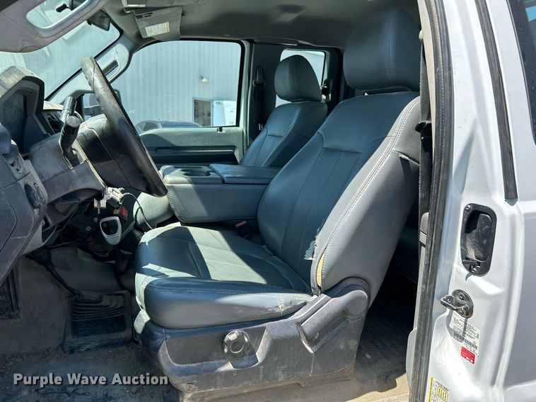 image for item LE9759 2012 Ford F350 Super Duty  SuperCab pickup truck