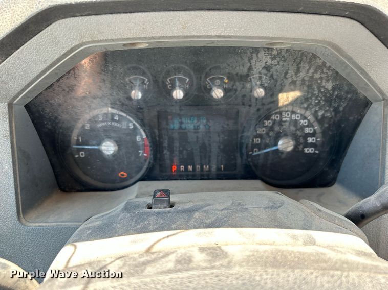 image for item LE9759 2012 Ford F350 Super Duty  SuperCab pickup truck