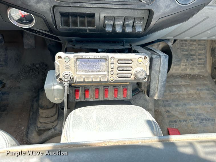 image for item LE9759 2012 Ford F350 Super Duty  SuperCab pickup truck