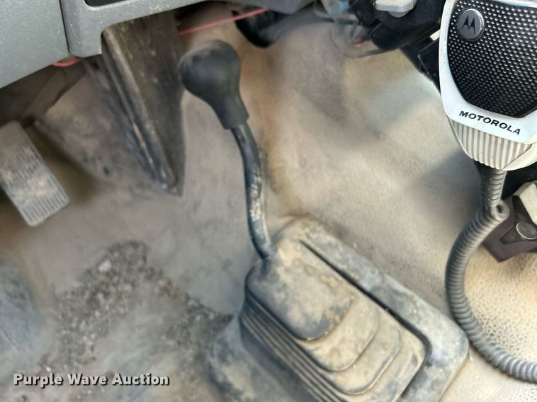 image for item LE9759 2012 Ford F350 Super Duty  SuperCab pickup truck