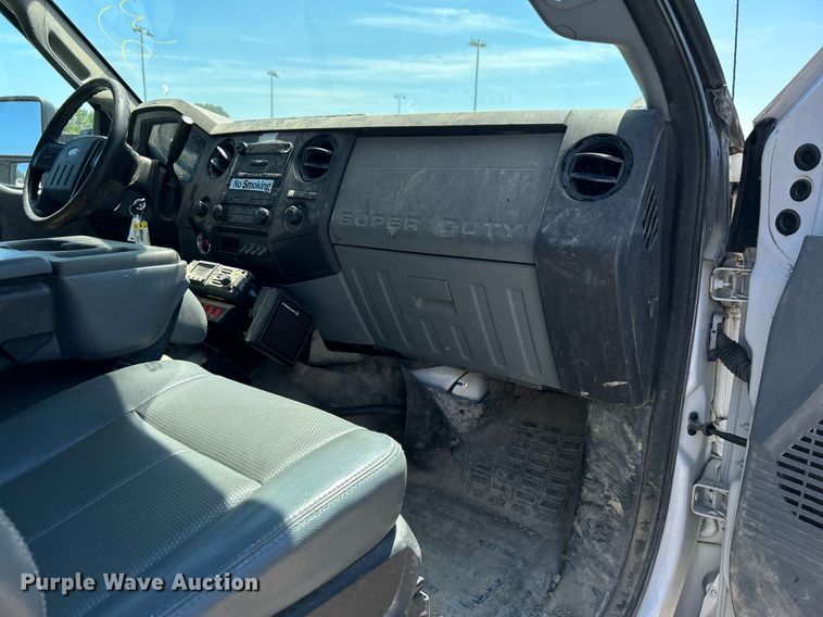 image for item LE9759 2012 Ford F350 Super Duty  SuperCab pickup truck