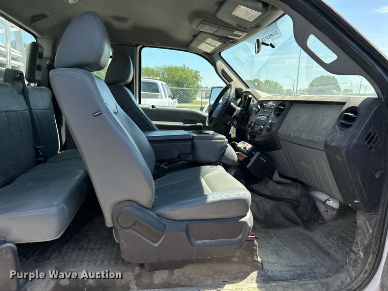 image for item LE9759 2012 Ford F350 Super Duty  SuperCab pickup truck