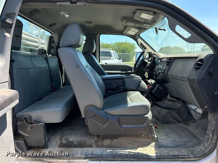 image for item LE9759 2012 Ford F350 Super Duty  SuperCab pickup truck