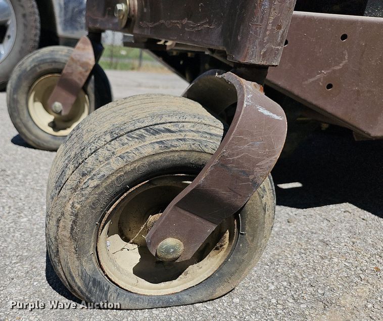 image for item LE9763 Grasshopper 932  ZTR lawn mower