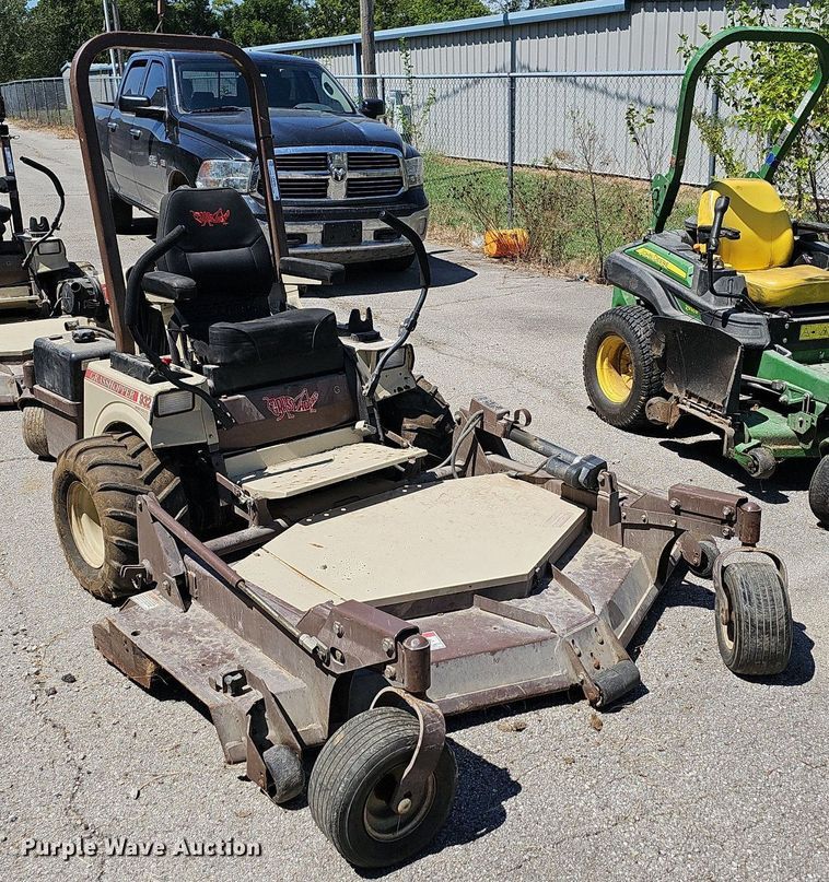 image for item LE9764 Grasshopper 932  ZTR lawn mower