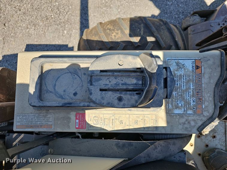 image for item LE9764 Grasshopper 932  ZTR lawn mower