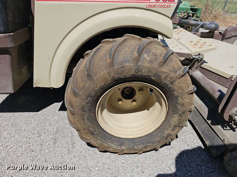 image for item LE9764 Grasshopper 932  ZTR lawn mower