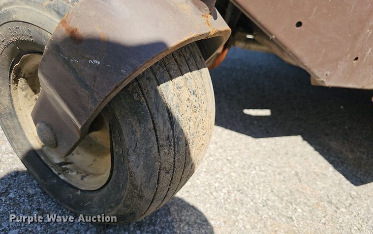 image for item LE9764 Grasshopper 932  ZTR lawn mower