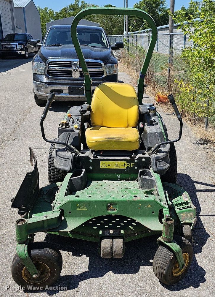 image for item LE9765 John Deere Z920R  ZTR lawn mower