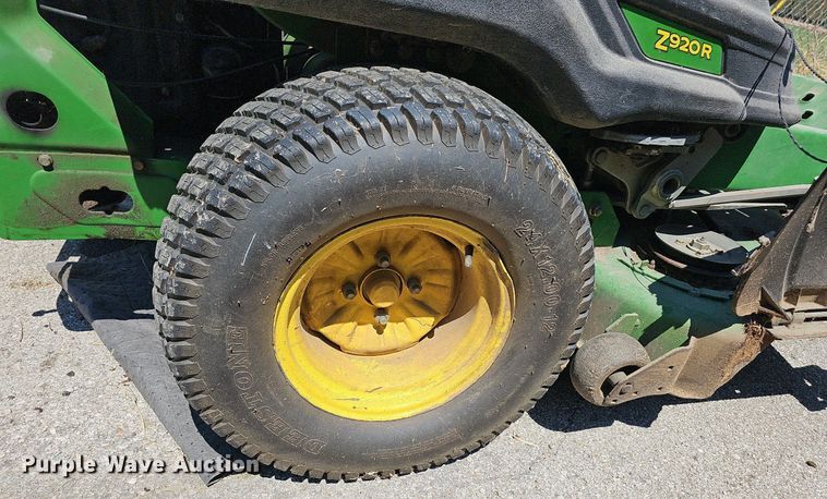 image for item LE9765 John Deere Z920R  ZTR lawn mower