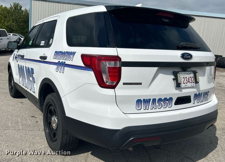 image for item LE9766 2016 Ford Explorer Police Interceptor  SUV