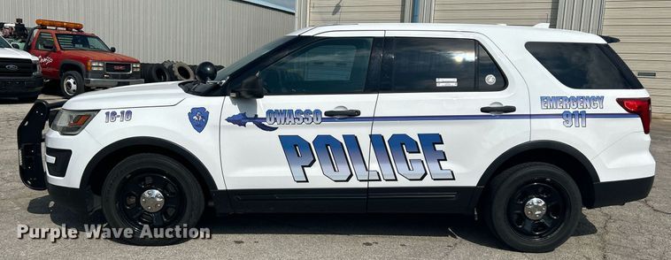 image for item LE9766 2016 Ford Explorer Police Interceptor  SUV