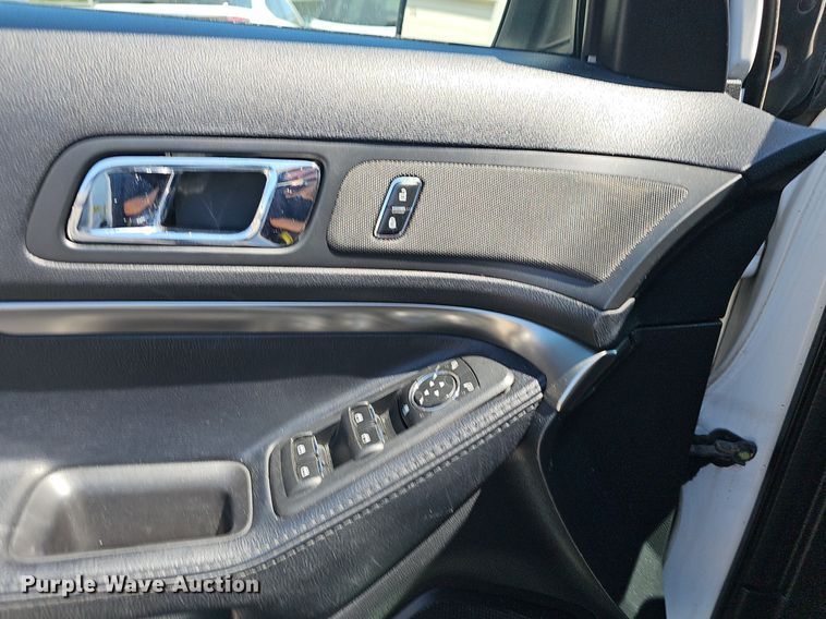 image for item LE9766 2016 Ford Explorer Police Interceptor  SUV