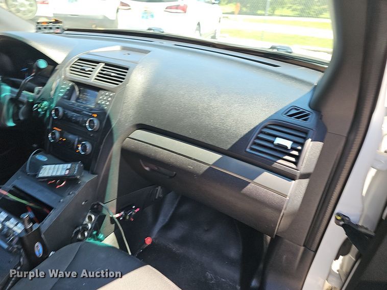 image for item LE9766 2016 Ford Explorer Police Interceptor  SUV