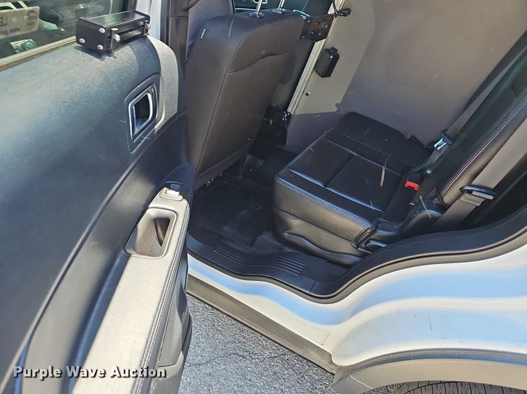 image for item LE9766 2016 Ford Explorer Police Interceptor  SUV