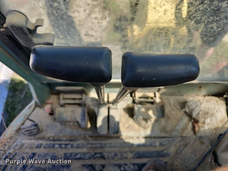 image for item LE9767 2005 Yanmar VI027-3  mini excavator