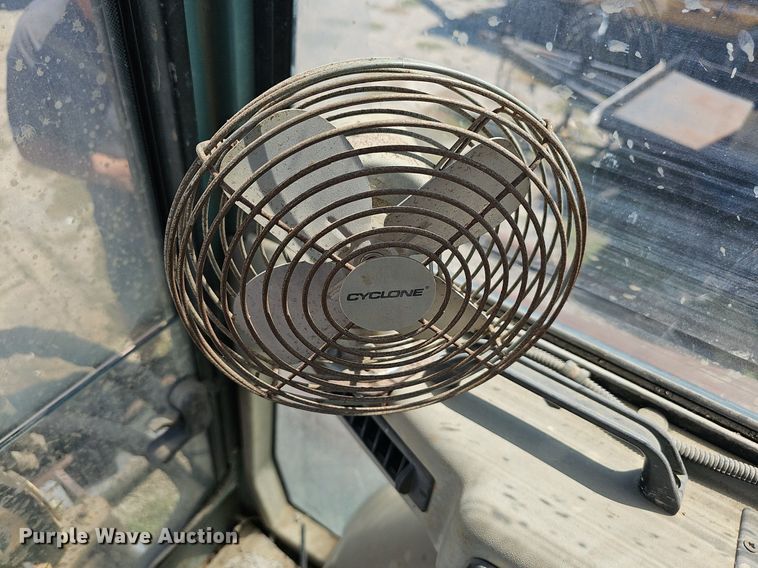 image for item LE9767 2005 Yanmar VI027-3  mini excavator