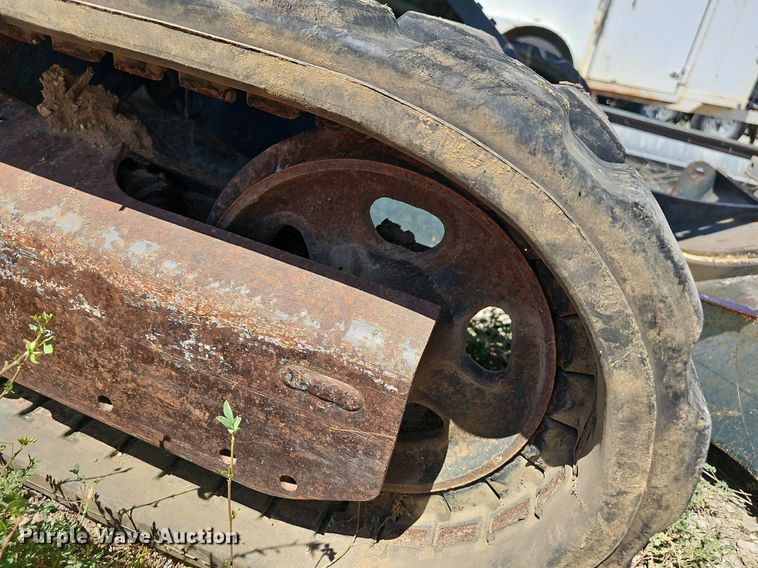 image for item LE9767 2005 Yanmar VI027-3  mini excavator