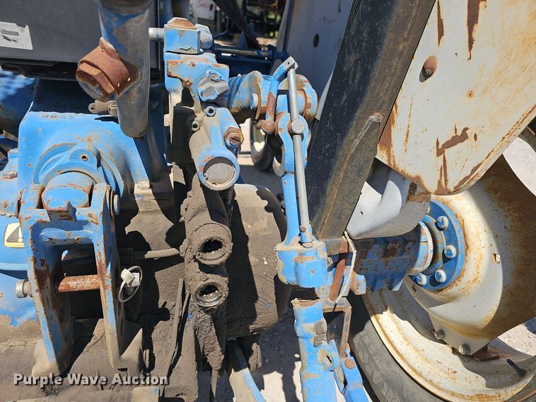 image for item LE9768 1988 Ford 6610  tractor