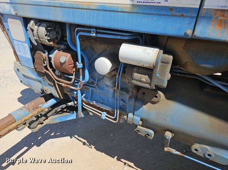 image for item LE9768 1988 Ford 6610  tractor