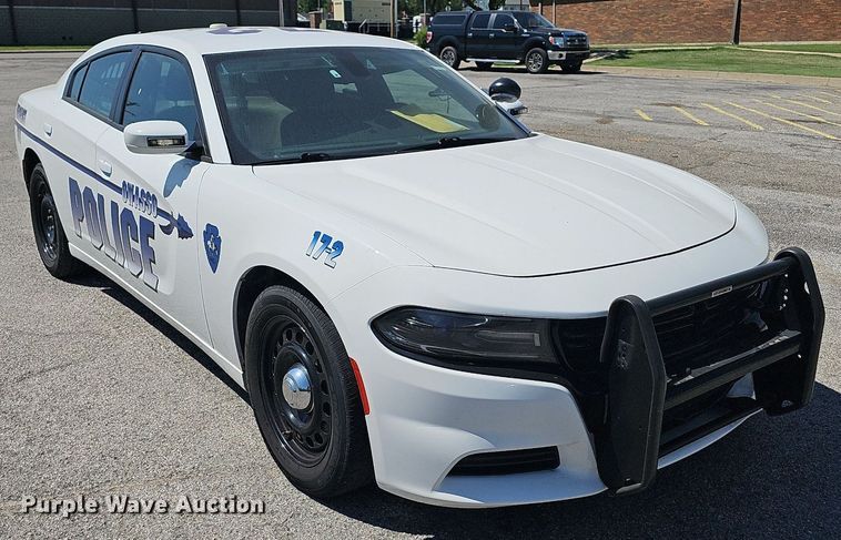 image for item LE9769 2017 Dodge Charger Police