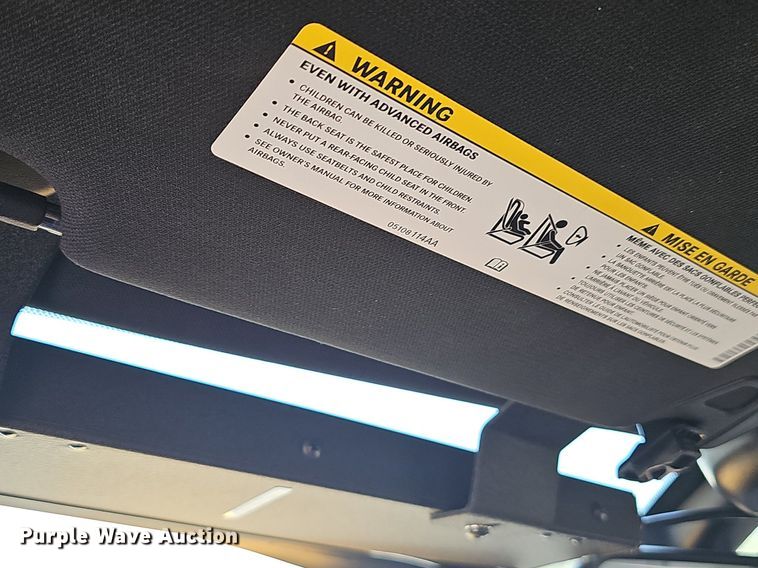 image for item LE9769 2017 Dodge Charger Police