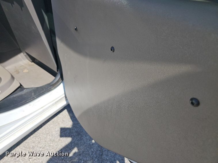 image for item LE9769 2017 Dodge Charger Police