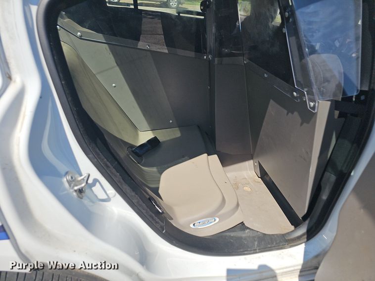 image for item LE9769 2017 Dodge Charger Police