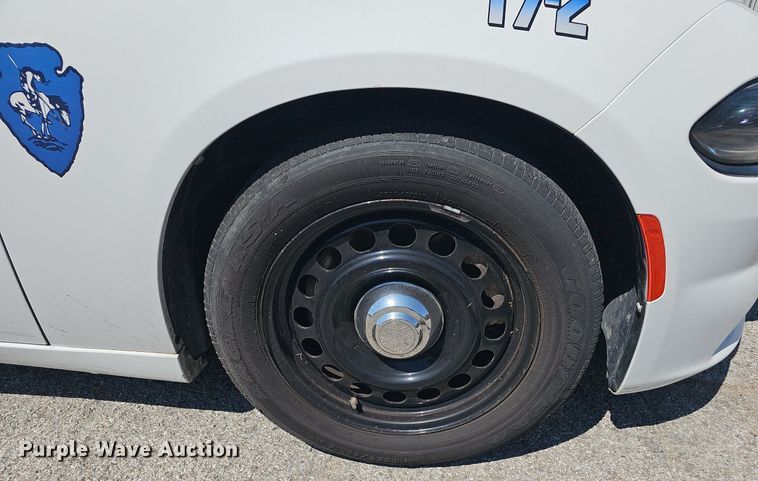 image for item LE9769 2017 Dodge Charger Police