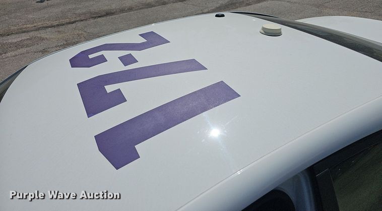 image for item LE9769 2017 Dodge Charger Police