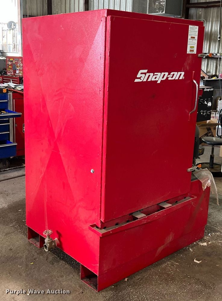 image for item LF9447 Snap-on PBC57A  parts washer