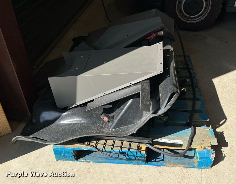 image for item LF9449 Police equipment