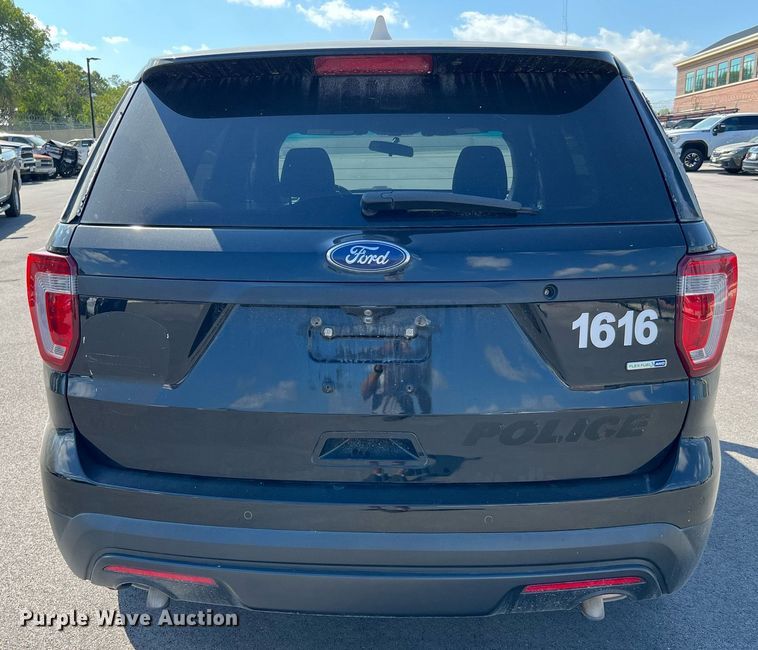 image for item LF9450 2016 Ford Explorer Police Interceptor  SUV