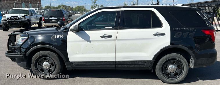 image for item LF9450 2016 Ford Explorer Police Interceptor  SUV